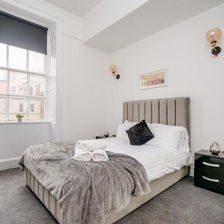Town House Apartments Wakefield Extérieur photo