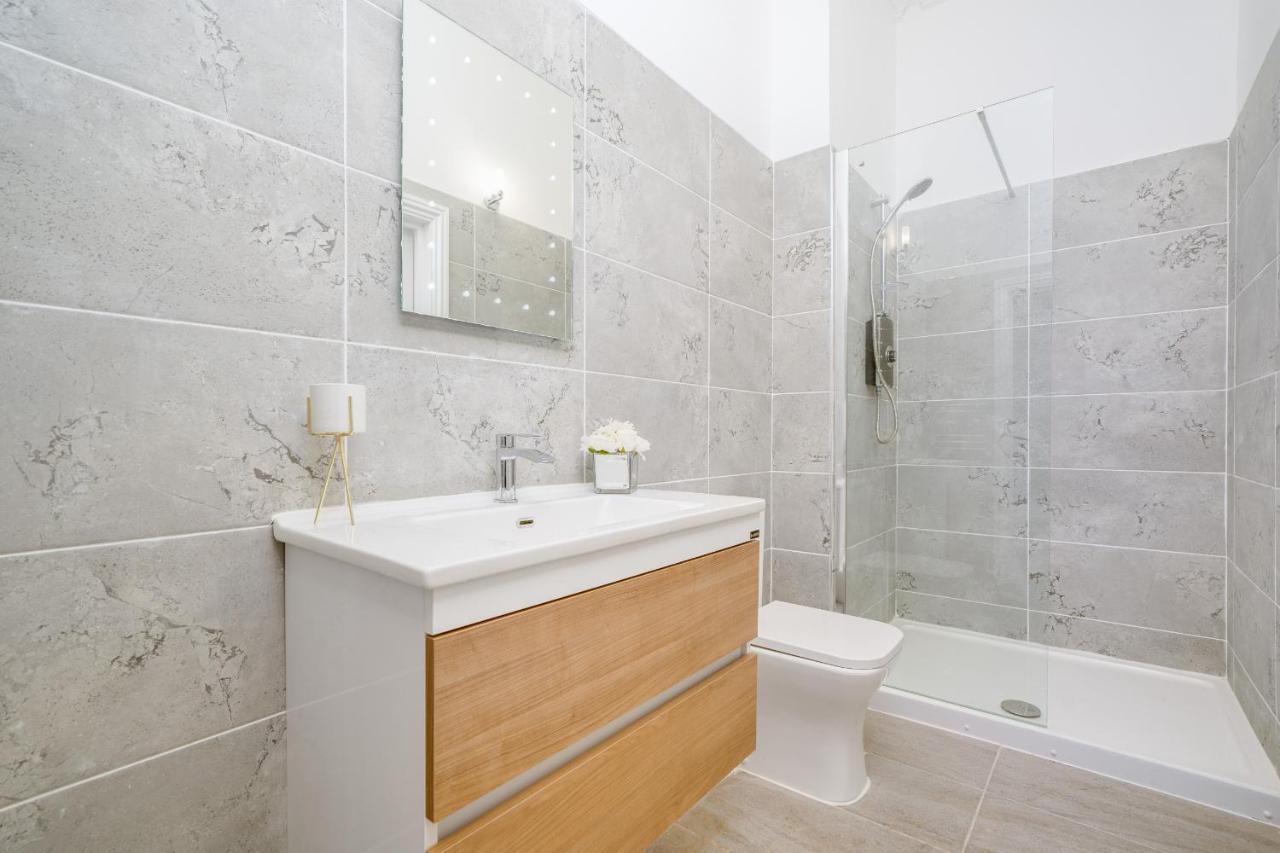 Town House Apartments Wakefield Extérieur photo