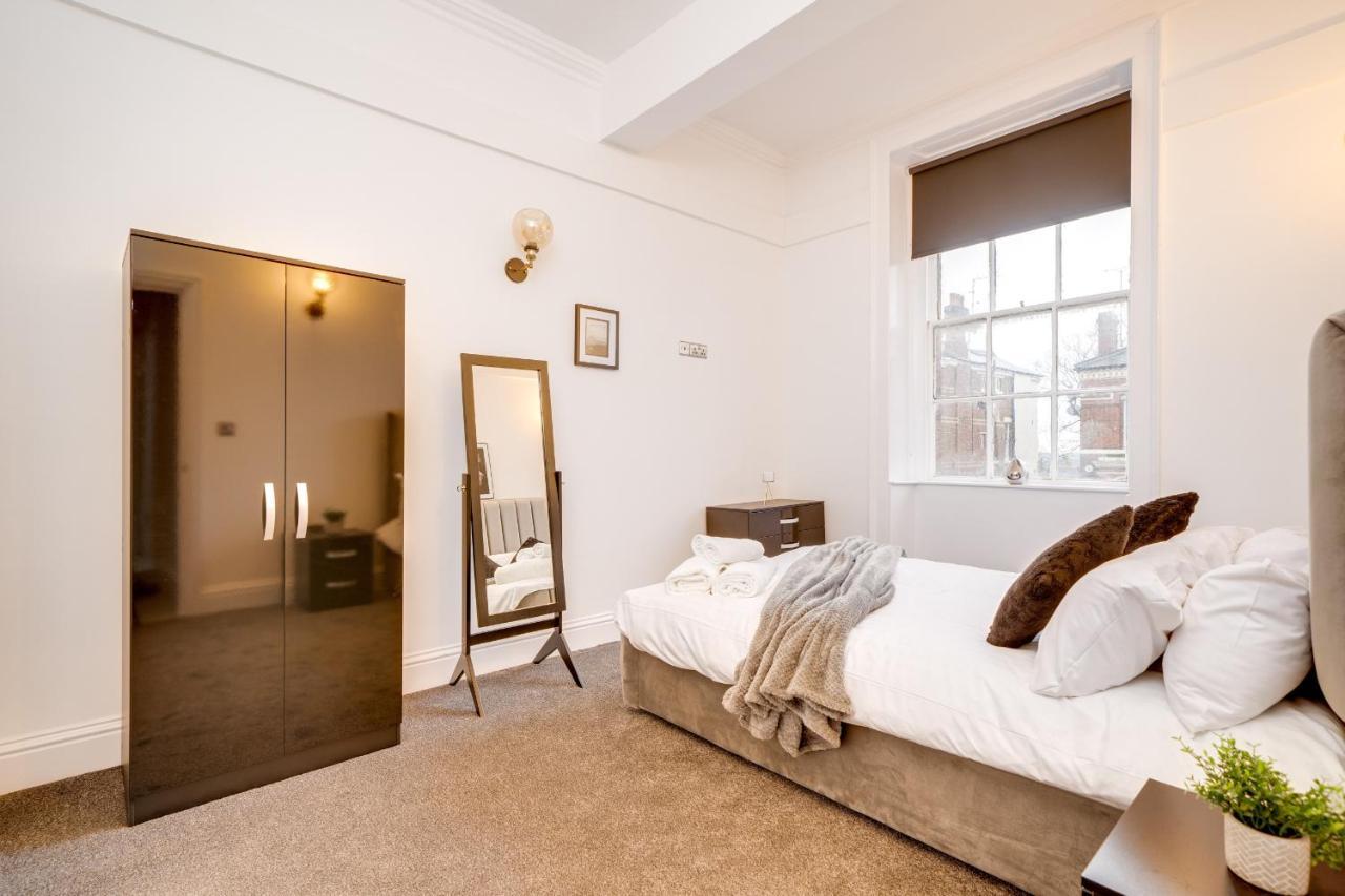 Town House Apartments Wakefield Extérieur photo